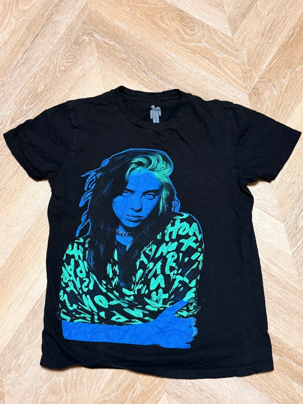 Billie Eilish 2020 Neon Blue Green Portrait Graphic Tee Medium